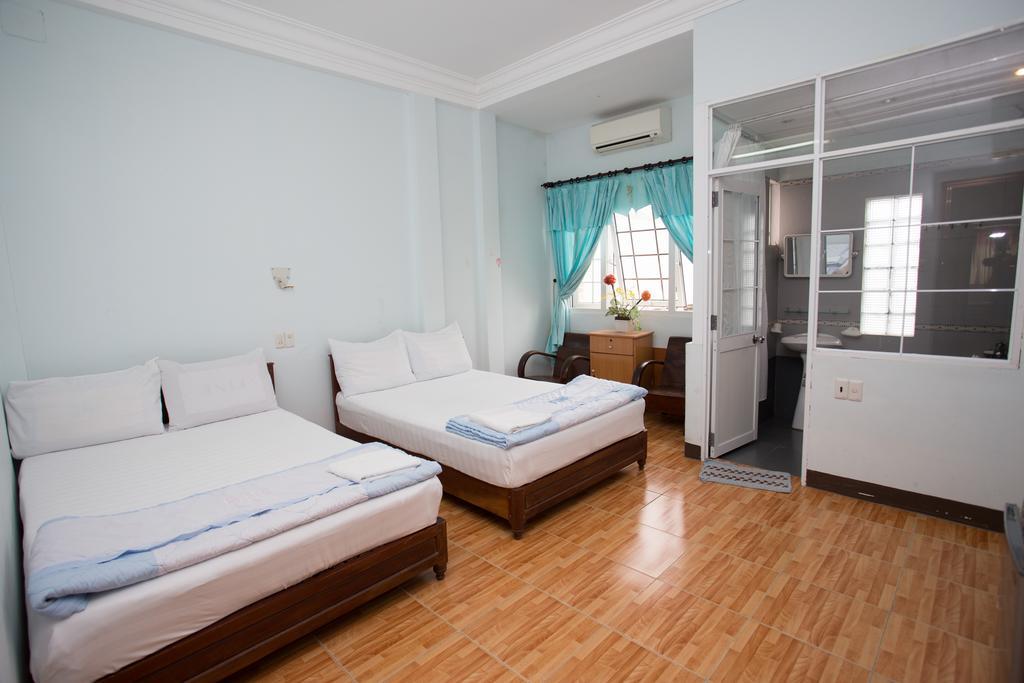 Sunny Fine Guesthouse Hue Pokój zdjęcie